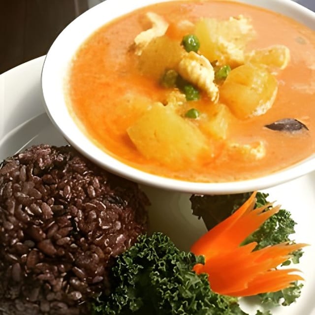 L Pineapple Curry.